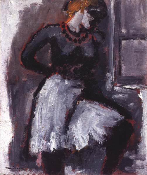 Femme rattachant son jupon